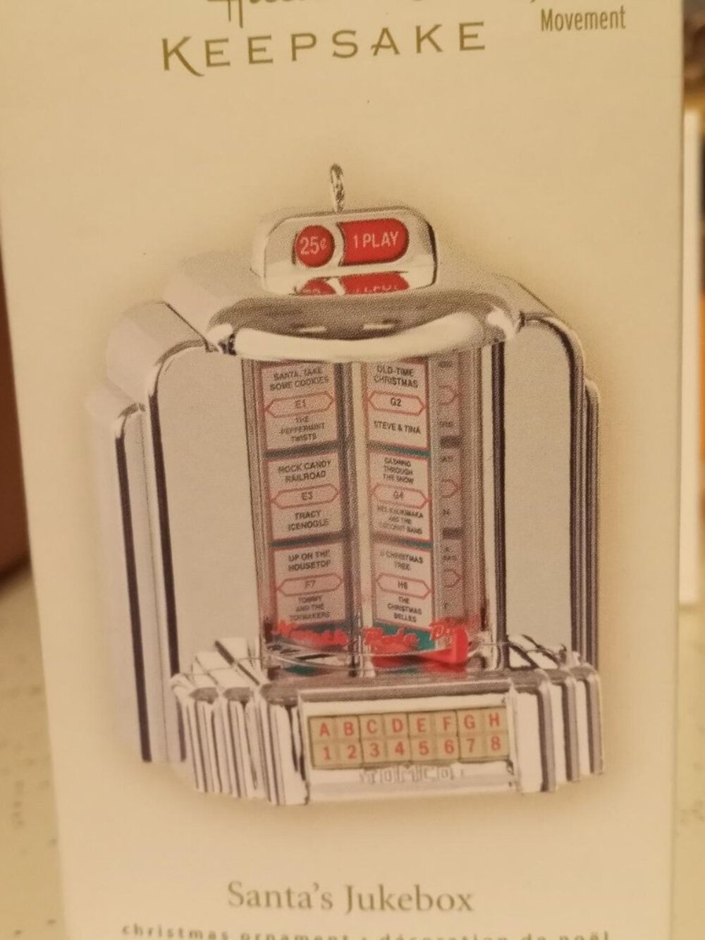 Hallmark Keepsake Santa's jukebox Christmas Ornament - 2007